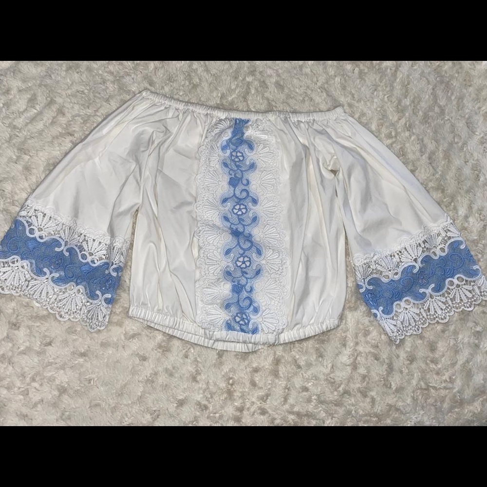 NWOT Express Off the Shoulder White Blue Small